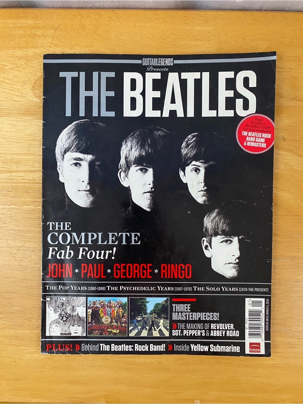 2010 Guitar Legends Presents THE BEATLES Magazine #112